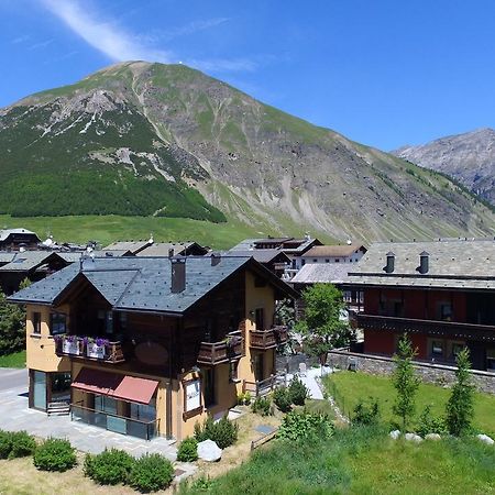 Chalet Layla Livigno Exteriör bild